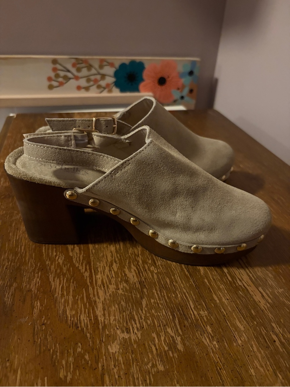 NWOT Seychelles New Heights Women's Taupe Suede Studded Clog Heels - 7.5